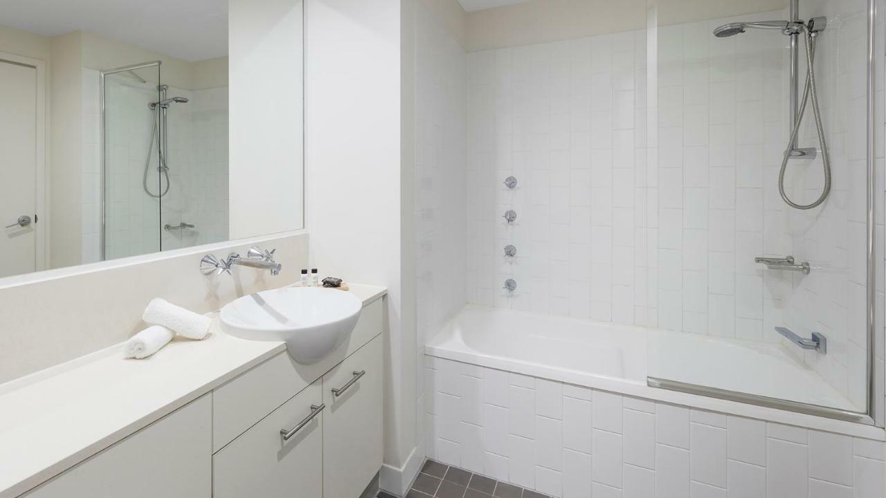Apartments @ 212 Margaret Brisbane Bagian luar foto